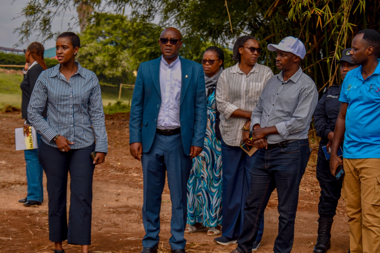 Group photo during the minister's visit
